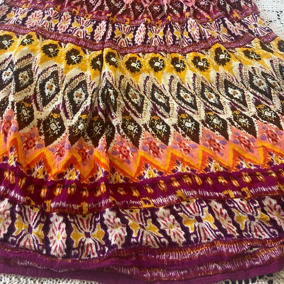 Beautiful Maxi Skirt size Small - Picture 5 of 6